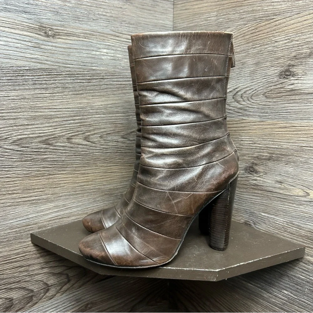 Louis Vuitton Brown Leather Women's Boots - Picture 3 of 9